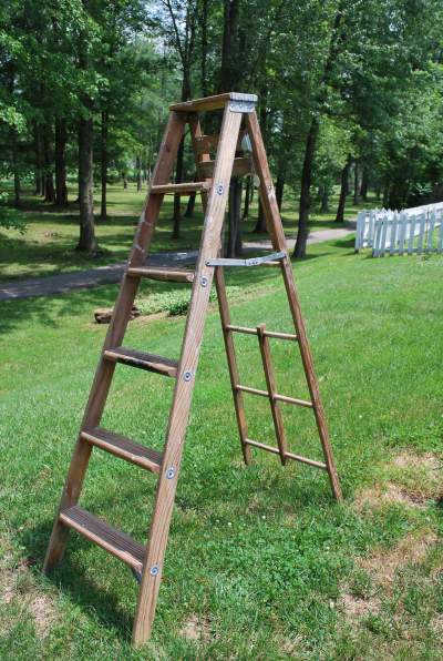 Unpainted Herb ladder 