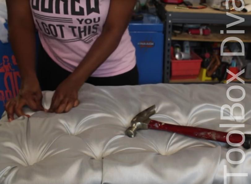 How to Build A DIY Tufted Bench - Toolbox Divas 31
