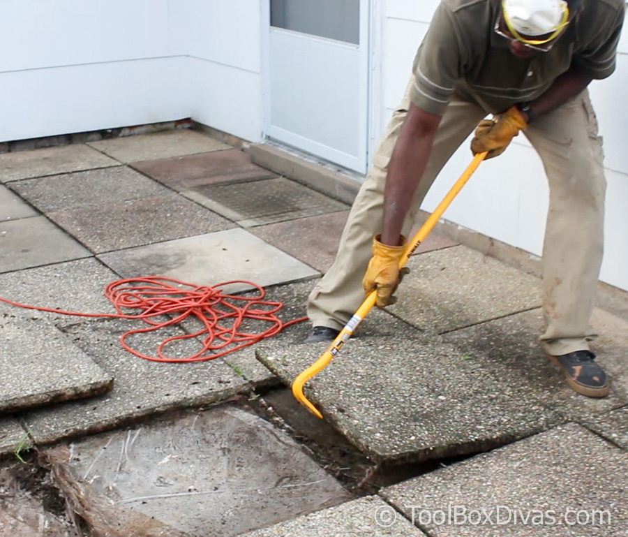 Leveling Sunken Patio Pavers, How To Level For Patio Pavers