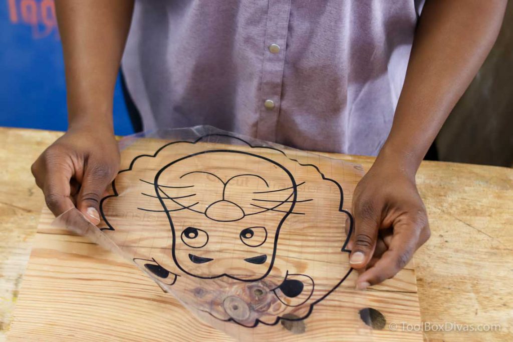 How to Make a Lion Shaped Wooden Animal Stool - ToolBox Divas