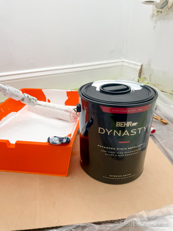 The Ultimate Tiny Bathroom Update in time for the Holidays_ ToolBoxDivas (17 of 122)BEHR Dynasty paint