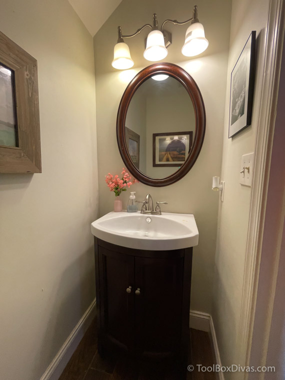 The Ultimate Tiny Bathroom Update in time for the Holidays_ ToolBoxDivas (5 of 122) - BEFORE